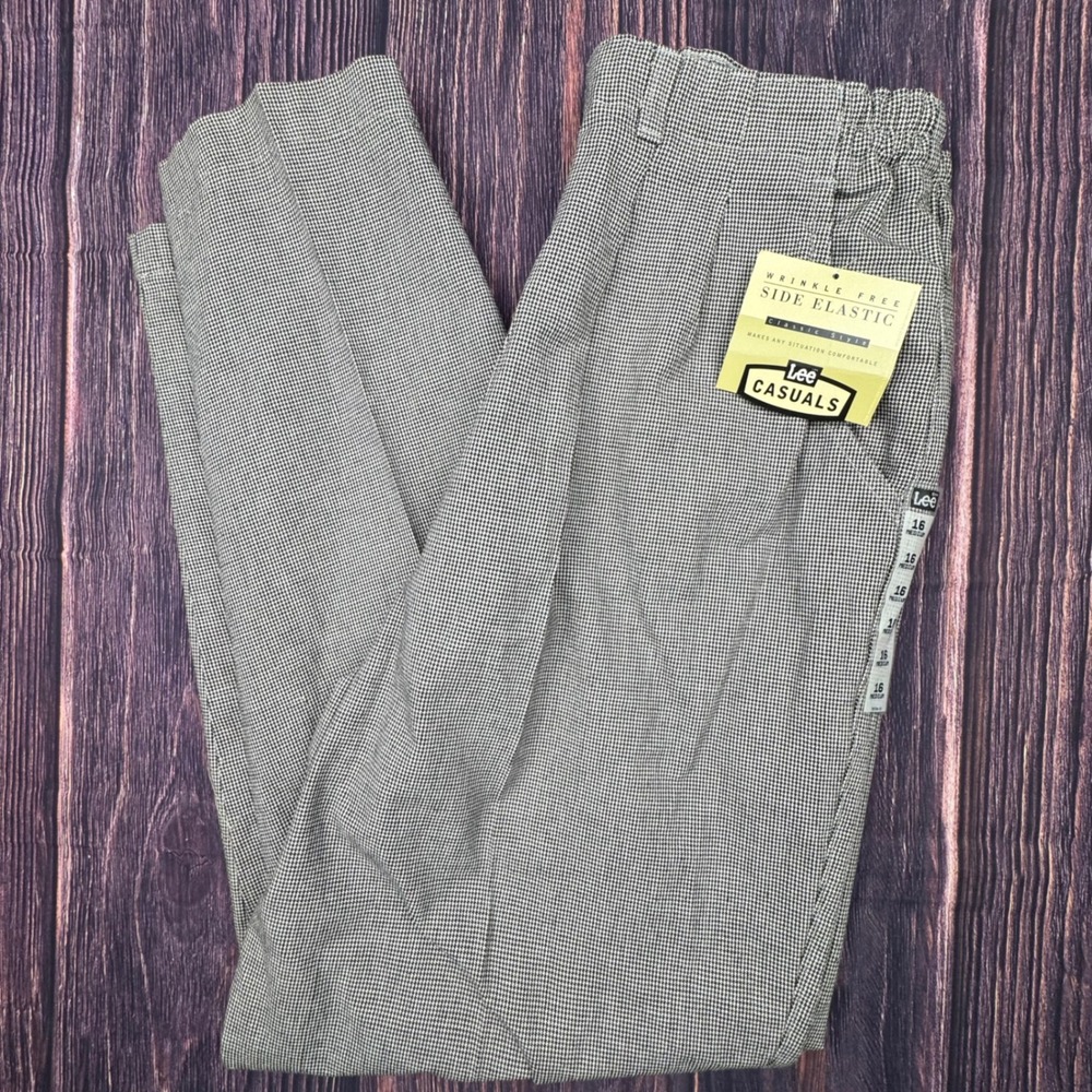 Vtg Lee Casuals NWT Wrinkle Free Pleated Pants 16 Cotton Dark Academia Trousers